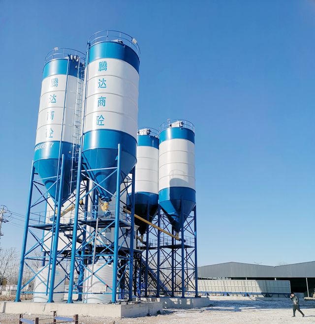 免基礎混(hun)凝土攪拌(ban)站有什麽(me)優點？